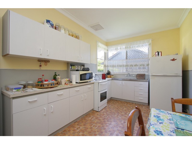 63 Wungong Road, Armadale WA 6112