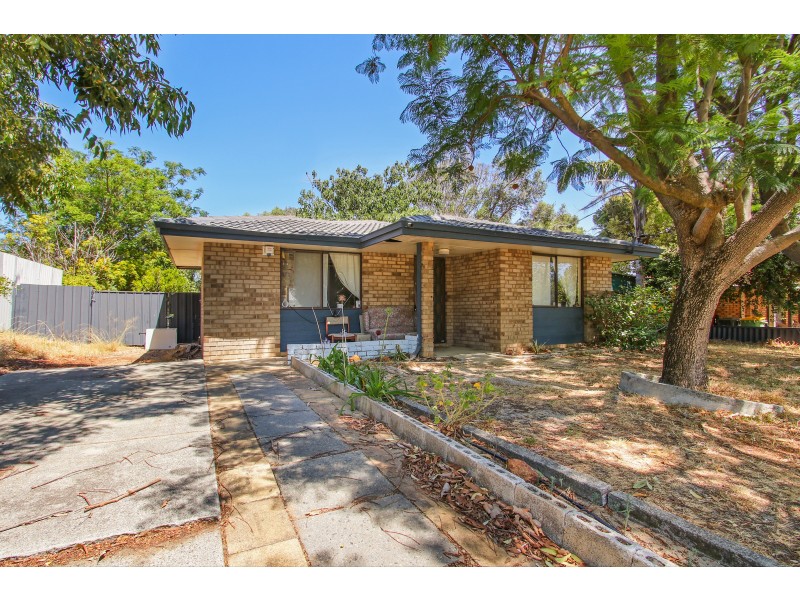 14 Cambell Road, Armadale WA 6112