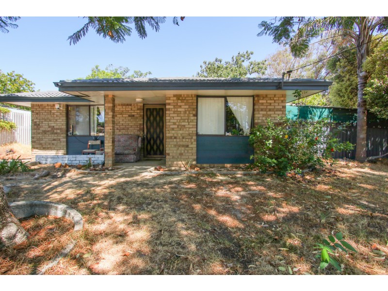 14 Cambell Road, Armadale WA 6112
