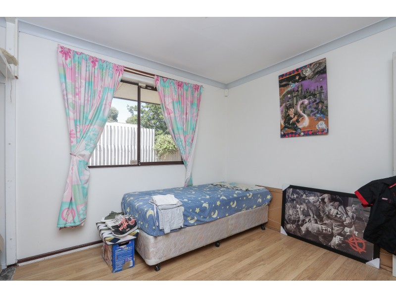 14 Cambell Road, Armadale WA 6112