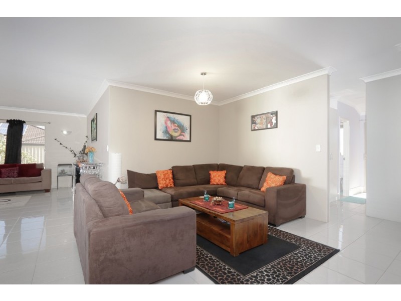 23 Pira Loop, Byford WA 6122