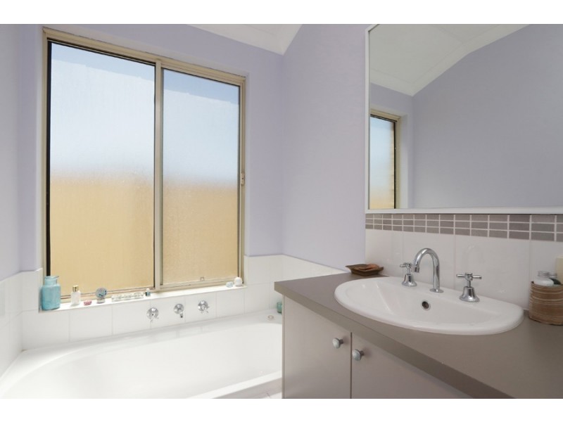 23 Pira Loop, Byford WA 6122