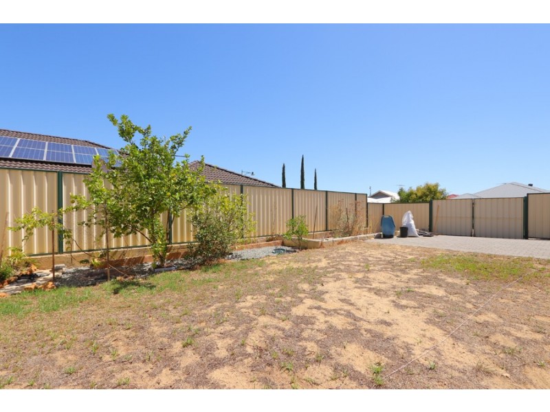 23 Pira Loop, Byford WA 6122