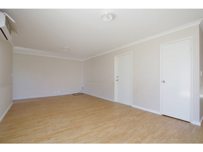 1,2,3 &4/367  Railway Avenue, Armadale WA 6112