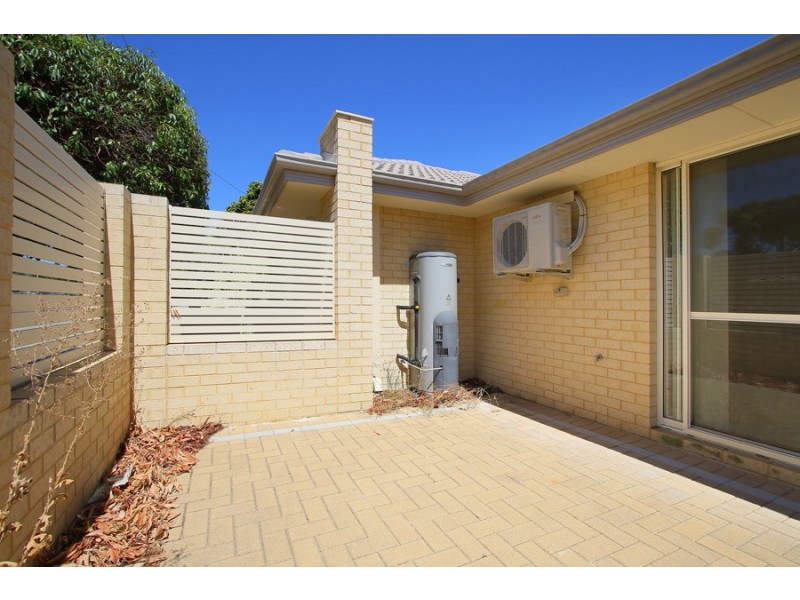1,2,3 &4/367  Railway Avenue, Armadale WA 6112