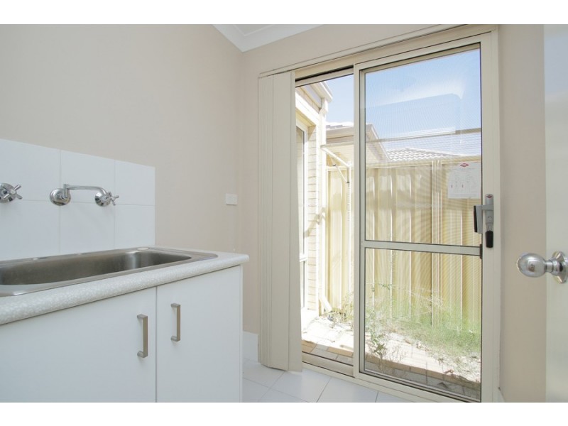 1,2,3 &4/367  Railway Avenue, Armadale WA 6112