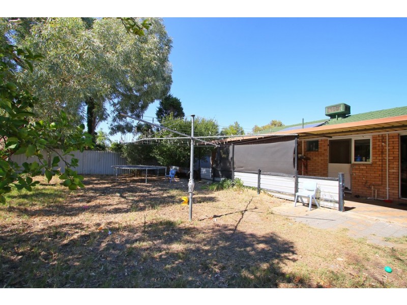 18 Rigden Street, Armadale WA 6112