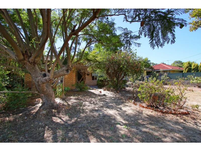 18 Rigden Street, Armadale WA 6112