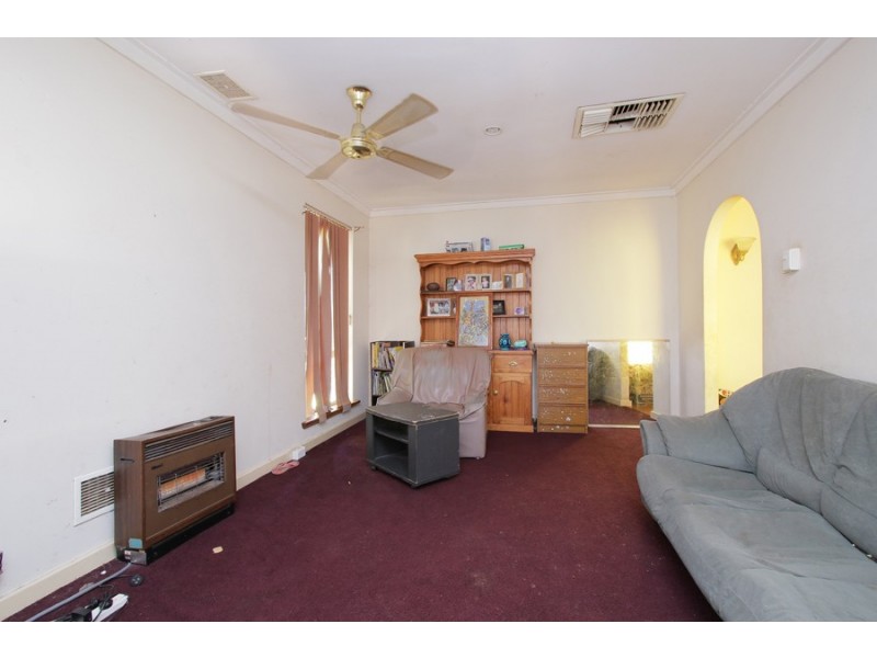 18 Rigden Street, Armadale WA 6112