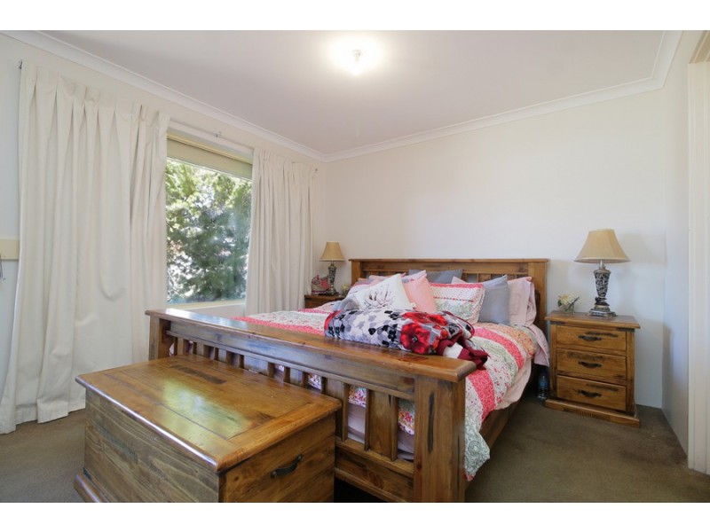 4 Shoalhaven Place, Waikiki WA 6169