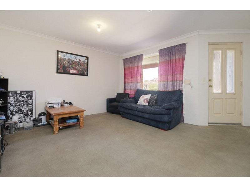 4 Shoalhaven Place, Waikiki WA 6169