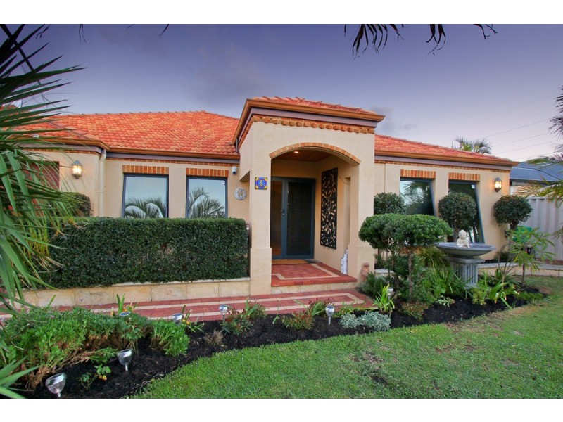 3 Koolinda Close, South Lake WA 6164