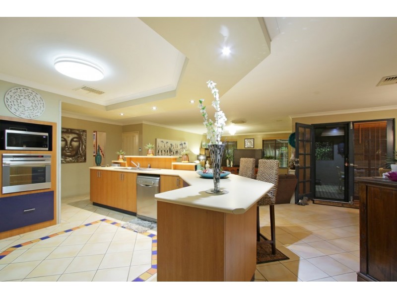 3 Koolinda Close, South Lake WA 6164