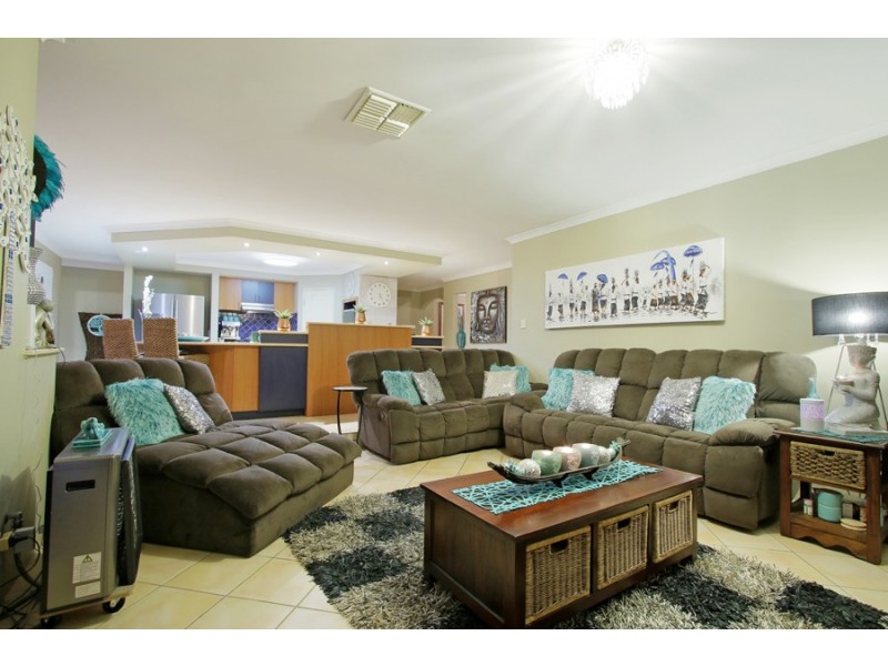 3 Koolinda Close, South Lake WA 6164