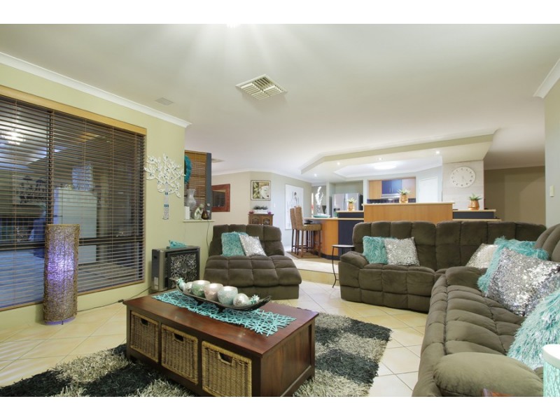 3 Koolinda Close, South Lake WA 6164