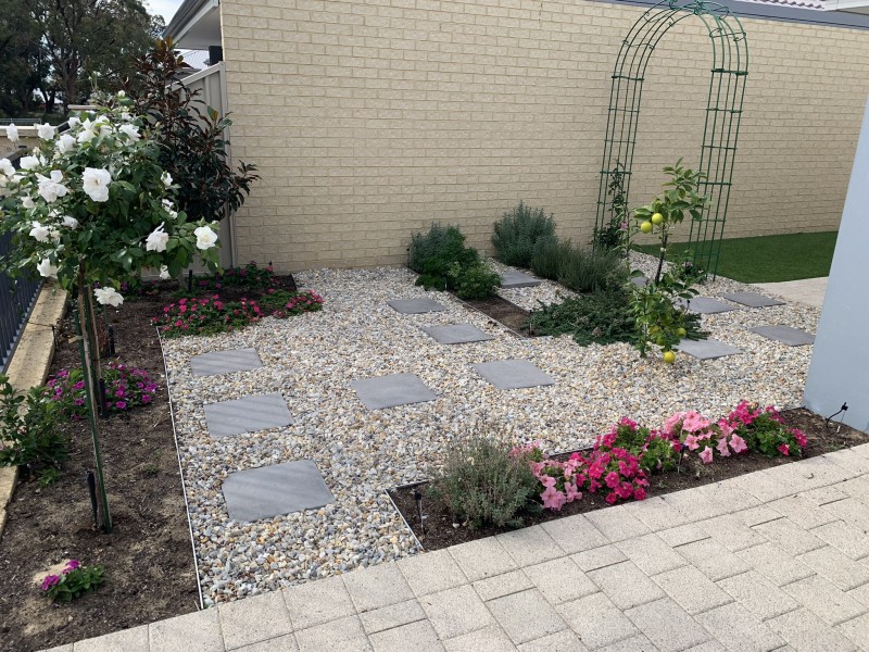 18 Brookdale Way, Meadow Springs WA 6210