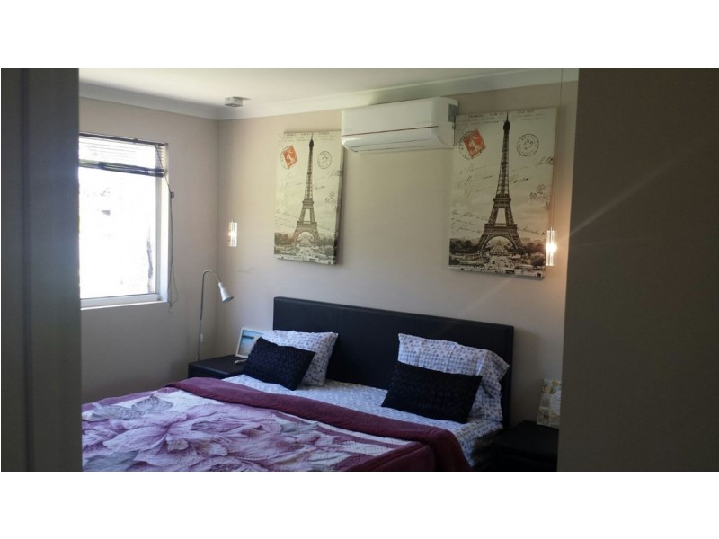 21 Hutchins Way, Kwinana Town Centre WA 6167