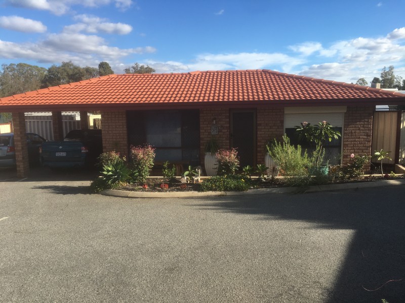 63 Amherst Road, Swan View WA 6056