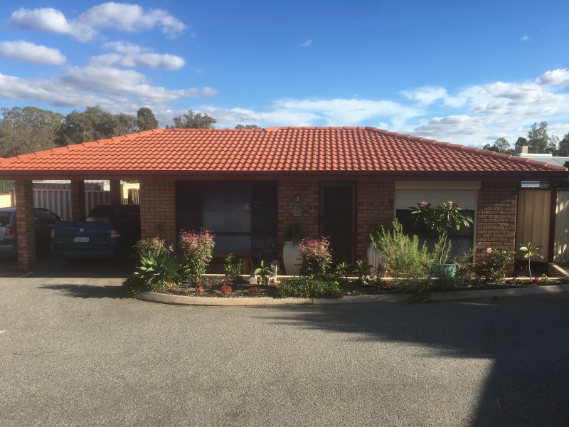 63 Amherst Road, Swan View WA 6056