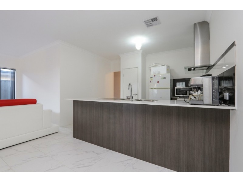 67 Lomond Way, Seville Grove WA 6112