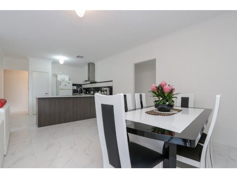 67 Lomond Way, Seville Grove WA 6112