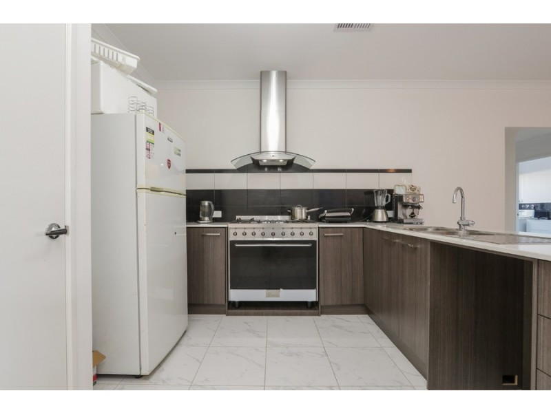 67 Lomond Way, Seville Grove WA 6112