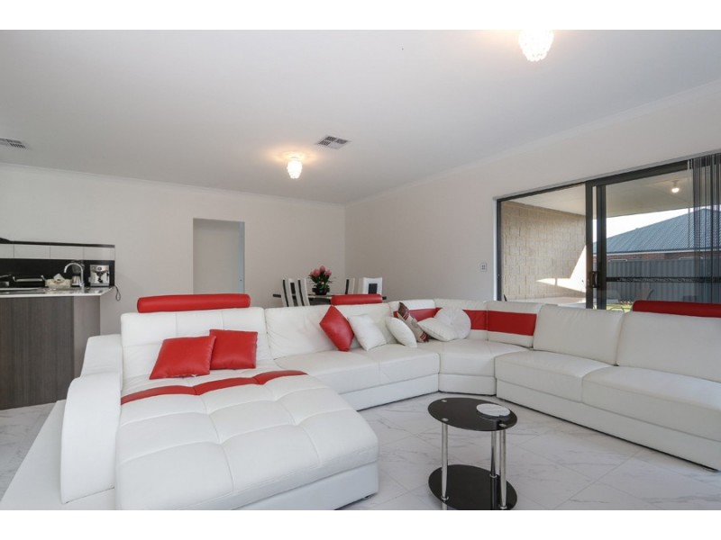 67 Lomond Way, Seville Grove WA 6112