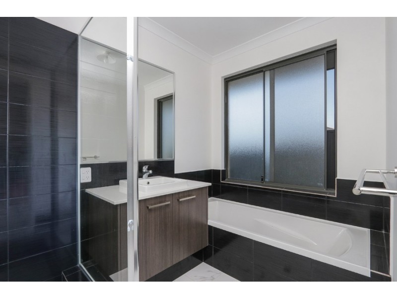 67 Lomond Way, Seville Grove WA 6112