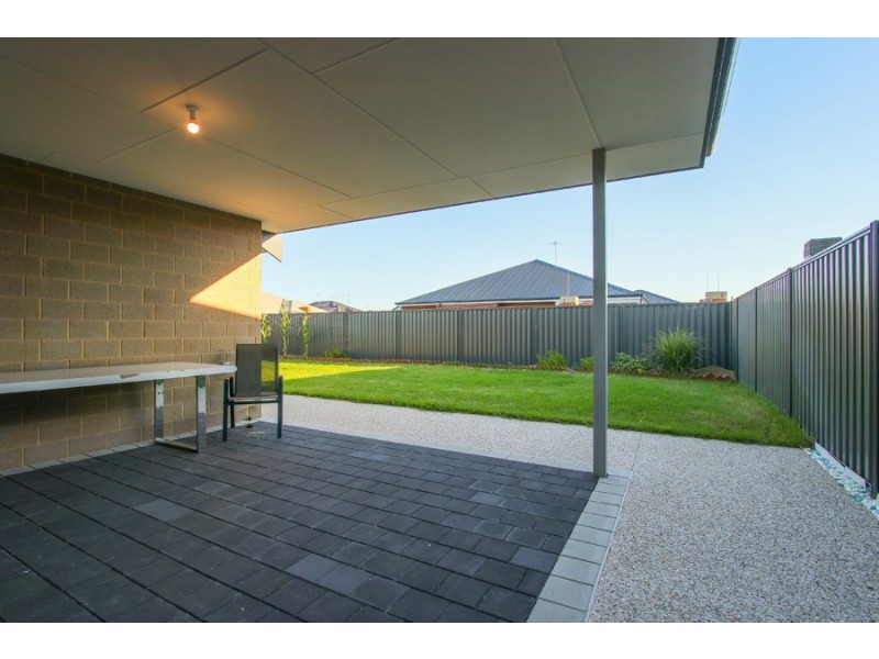 67 Lomond Way, Seville Grove WA 6112