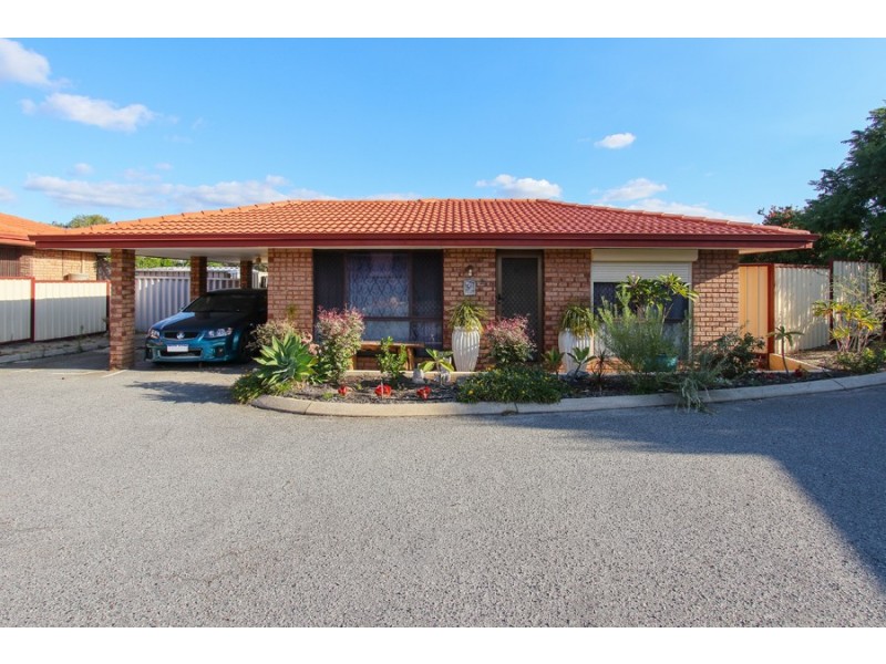 63 Amherst Road, Swan View WA 6056