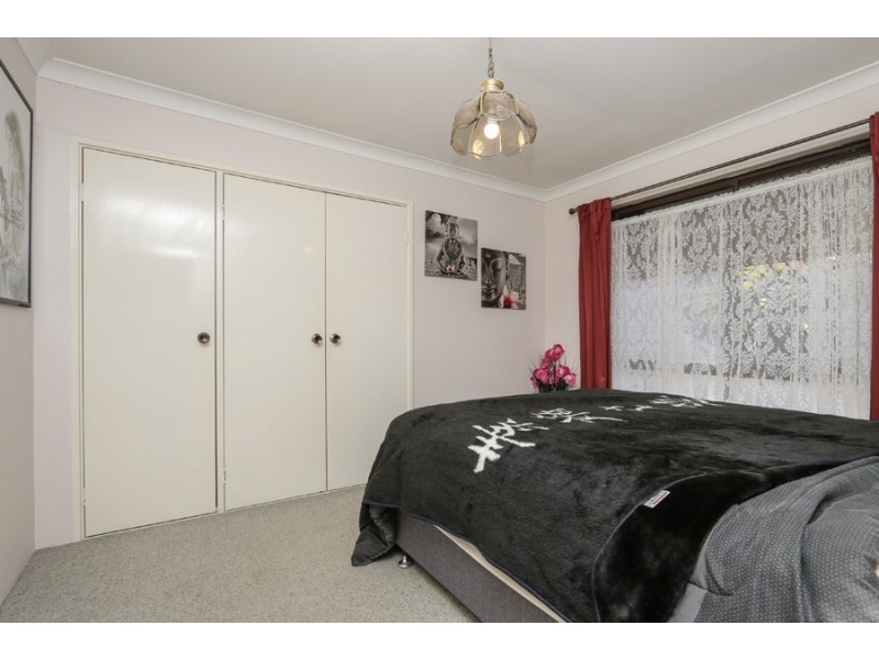 63 Amherst Road, Swan View WA 6056