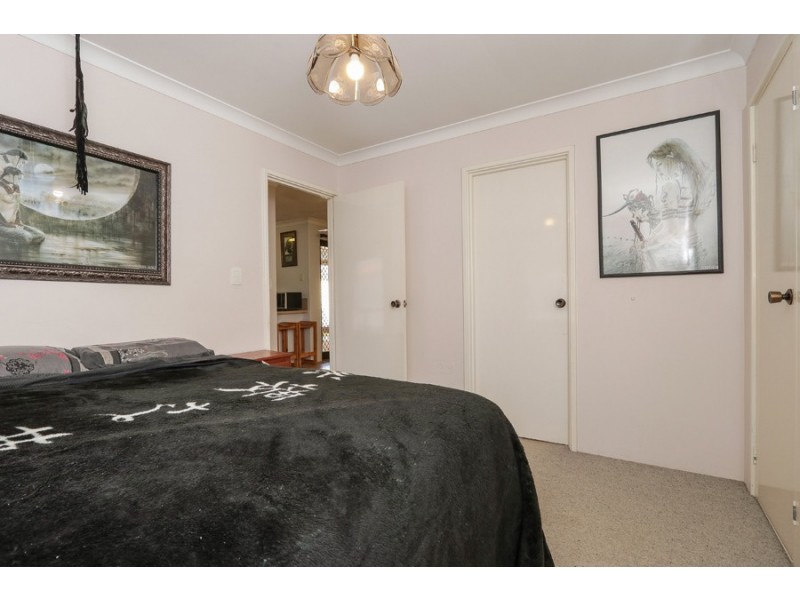63 Amherst Road, Swan View WA 6056