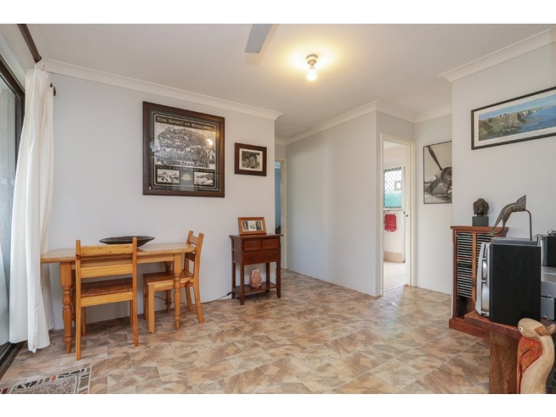 63 Amherst Road, Swan View WA 6056