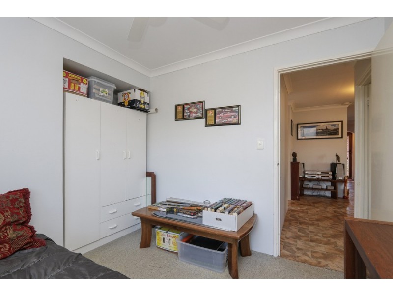 63 Amherst Road, Swan View WA 6056