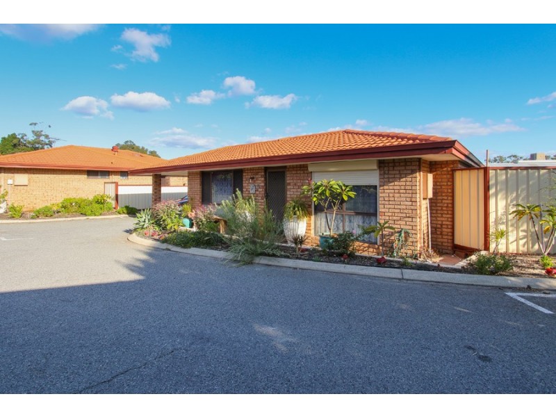 63 Amherst Road, Swan View WA 6056