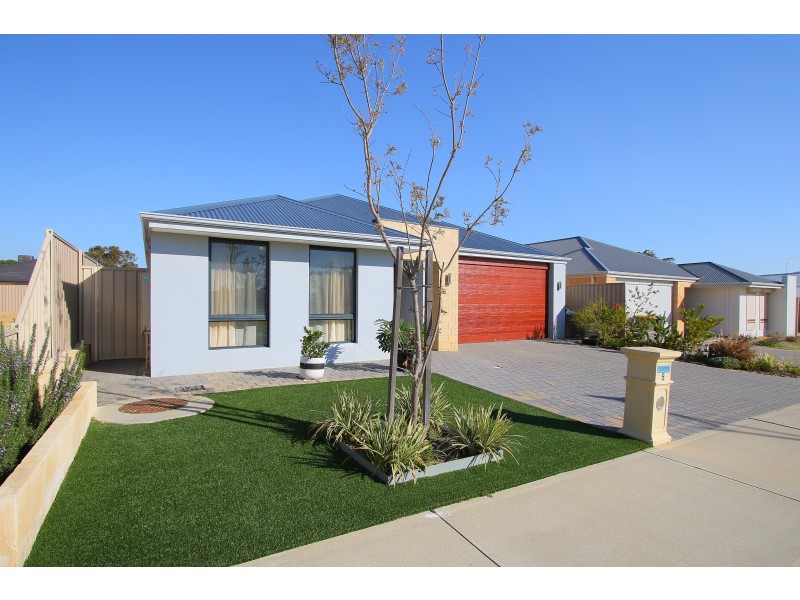5 Castello Crescent, Byford WA 6122