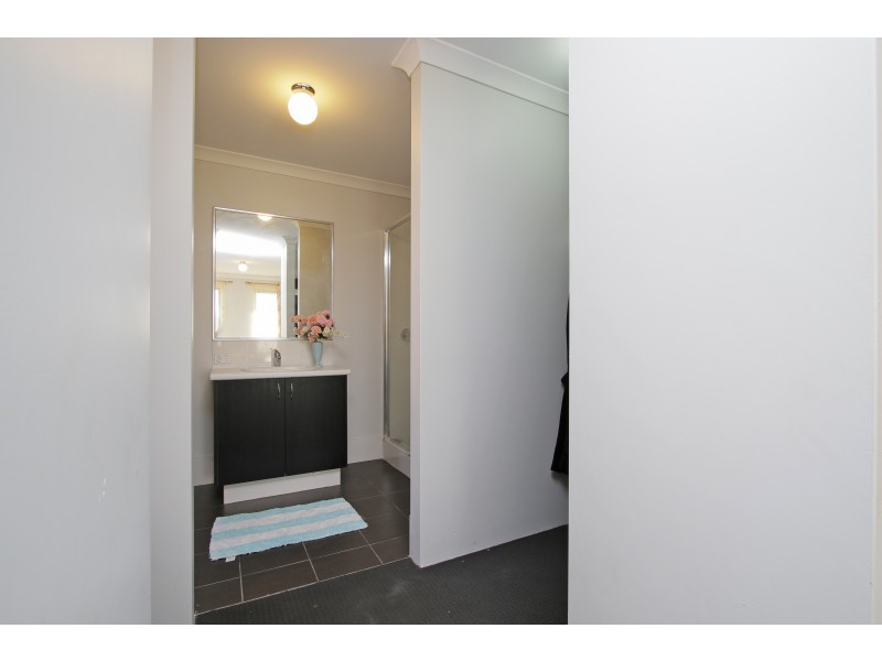 5 Castello Crescent, Byford WA 6122