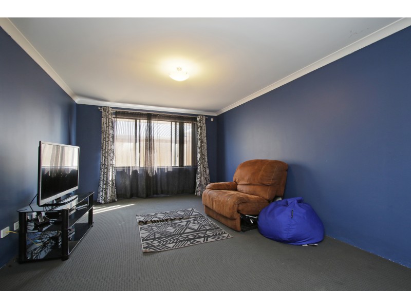 5 Castello Crescent, Byford WA 6122
