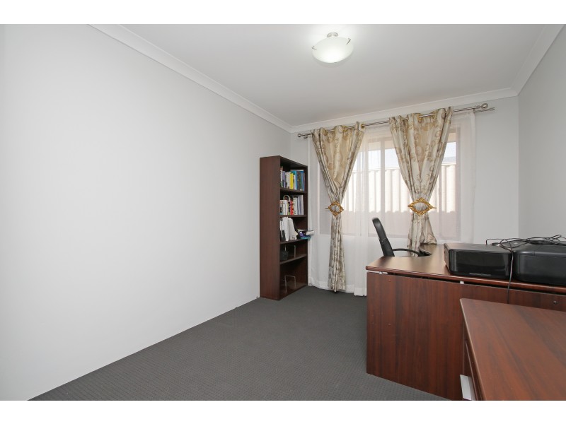 5 Castello Crescent, Byford WA 6122