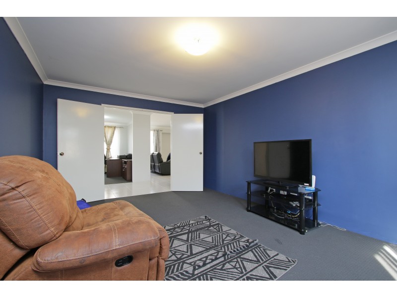 5 Castello Crescent, Byford WA 6122