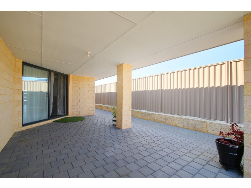 5 Castello Crescent, Byford WA 6122