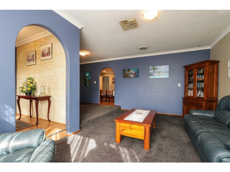 12 Pilkington Circus, Beechboro WA 6063