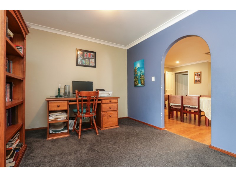 12 Pilkington Circus, Beechboro WA 6063