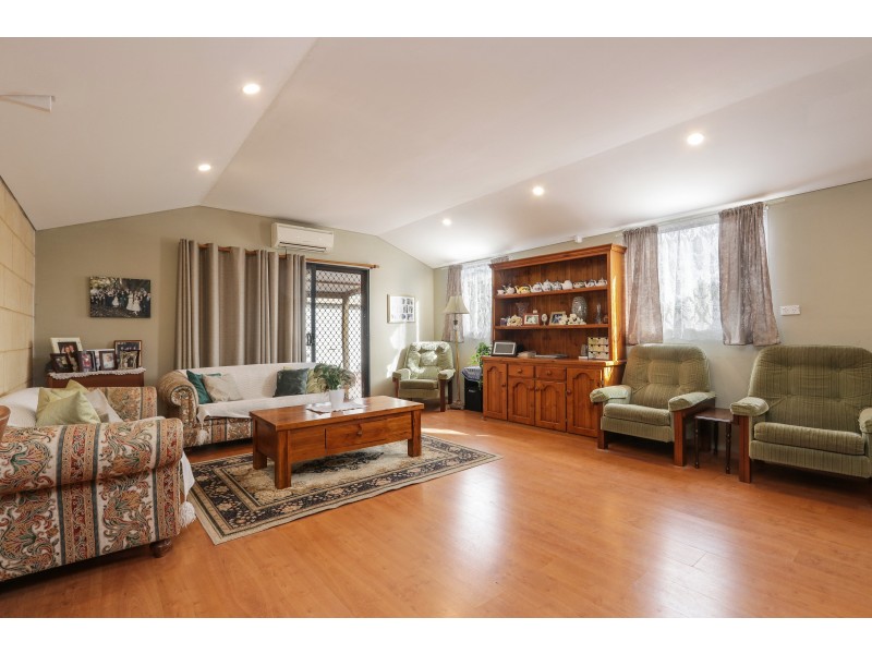 12 Pilkington Circus, Beechboro WA 6063