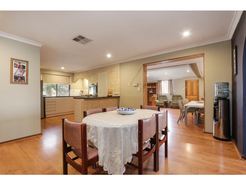 12 Pilkington Circus, Beechboro WA 6063