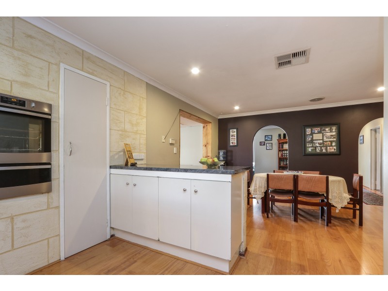 12 Pilkington Circus, Beechboro WA 6063