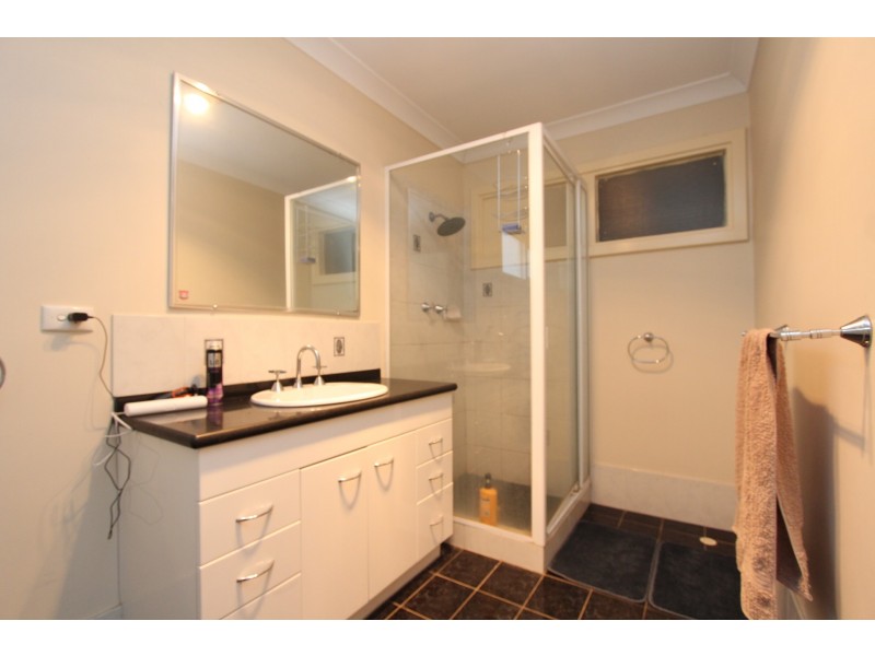 157 Third Avenue, Kelmscott WA 6111