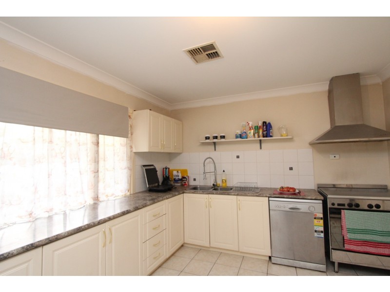 157 Third Avenue, Kelmscott WA 6111