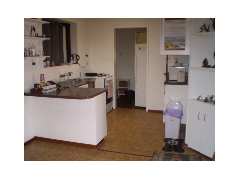 109 Third Avenue, Kelmscott WA 6111