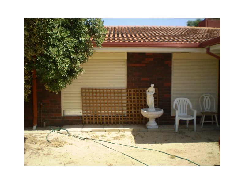 109 Third Avenue, Kelmscott WA 6111